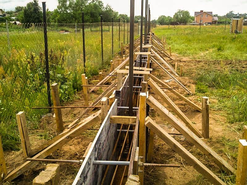 lentochnyj-fundament-pod-zabor-2.jpg lentochnyj-fundament-pod-zabor-2.jpg